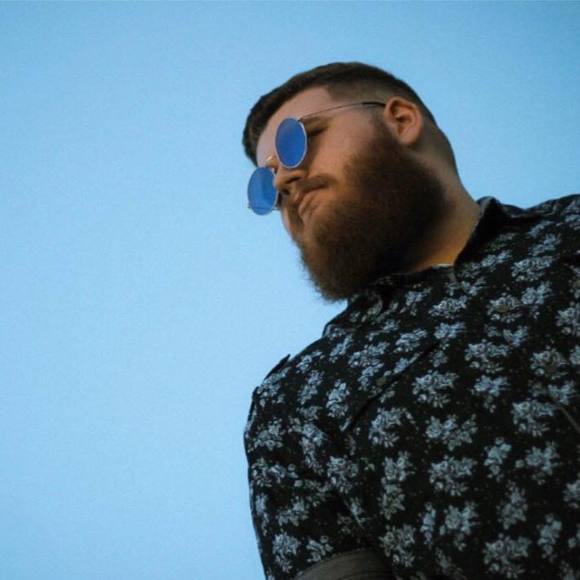 Meet your Posher, Connor - Picture 1 of 1